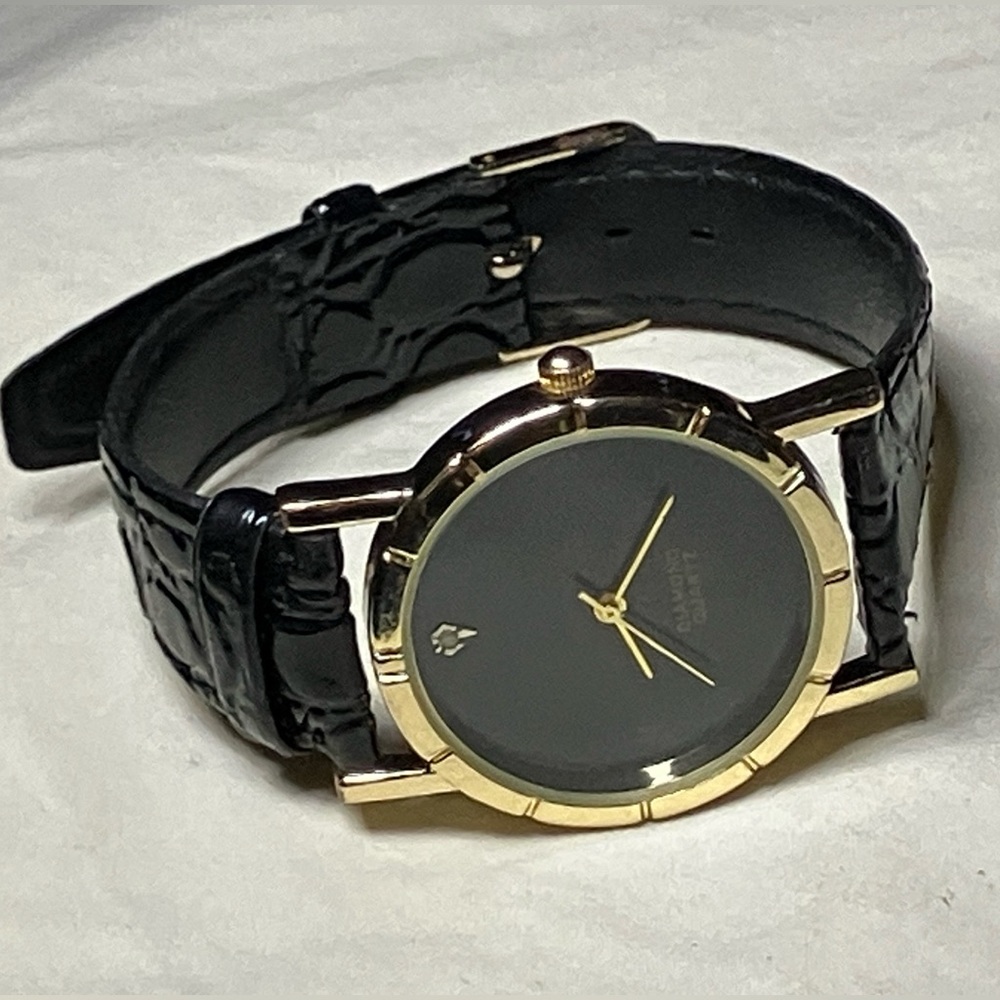 Vintage Diamond Quartz Black & Gold Analog Watch Faux Croc Leather Strap